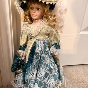 Vintage collectible doll in excellent condition.